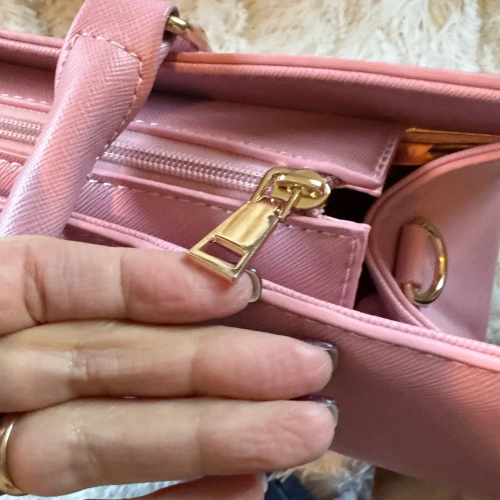Rainsmore Waterproof Pink Laptop Bag/Brief Case Removable strap and Bow Tag